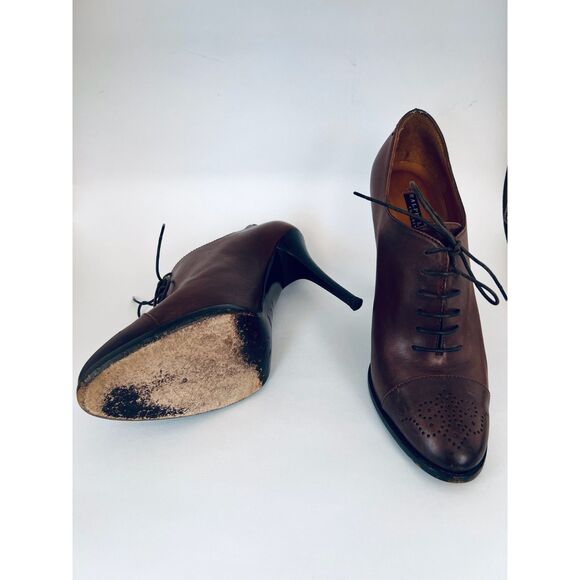 Ralph Lauren Leather Wingtip Heel - Picture 4 of 5